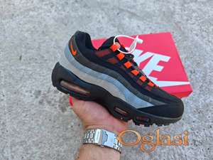 Nike Air Max 95 Black Hyper Crimson